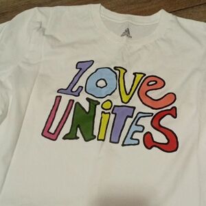 Adidas White and Red Short Sleeve Tee Vibrant Graphic